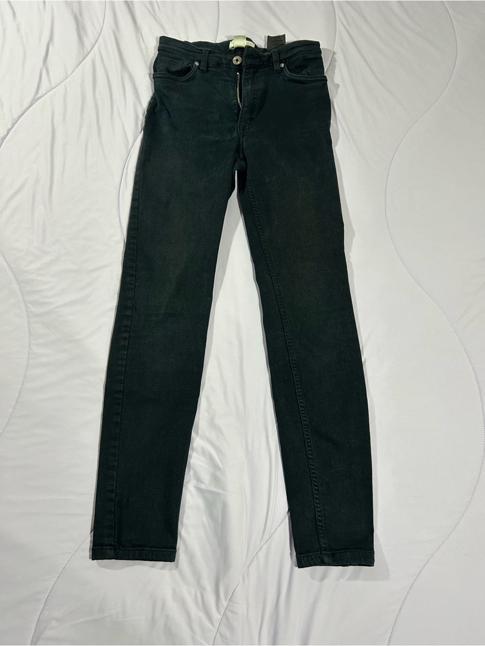 Black Women's High-Waisted Skinny Jeans